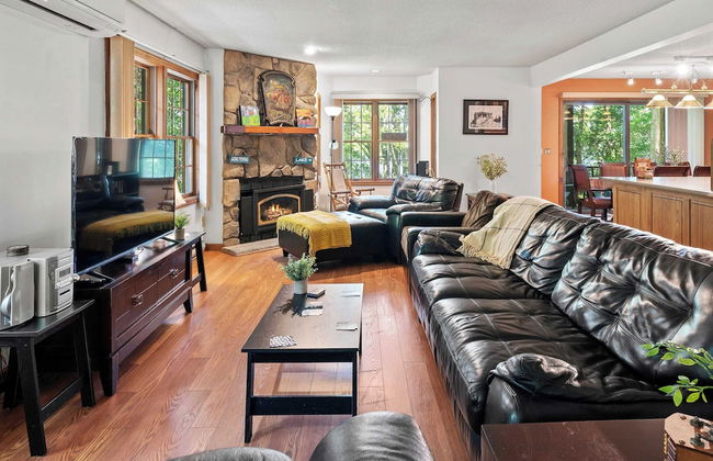 Marina Village by Avantstay Walk to Lake + Marina Balcony + Patio - Photo 1