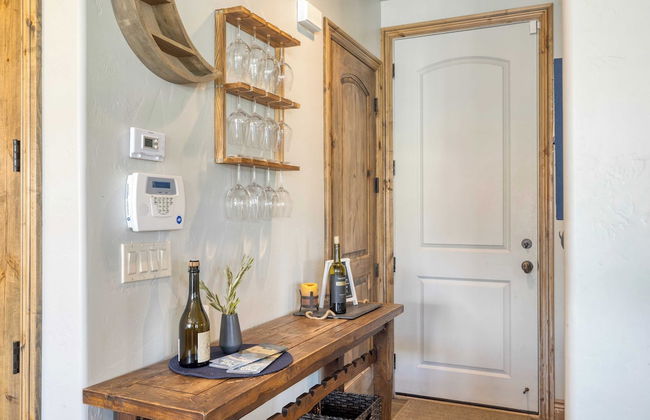 Blue Skies Lakeside Family-friendly Getaway w/ Hot Tub & BBQ - Foto 8