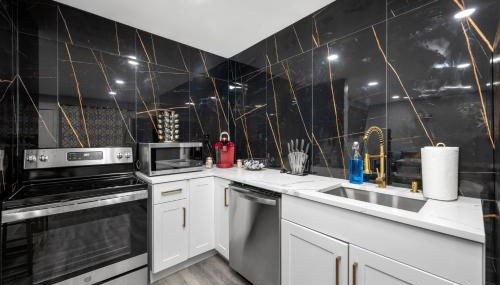 Cozy 1BR King Bed with Pool and Free Park - Foto 2