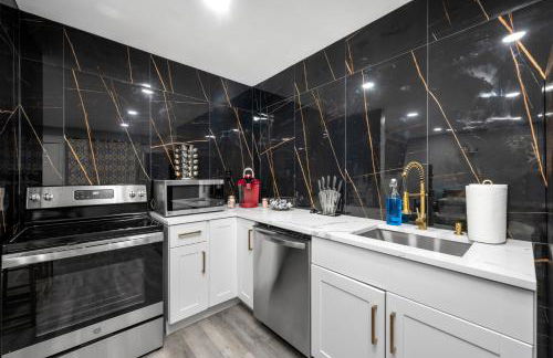 Cozy 1BR King Bed with Pool and Free Park - Foto 2