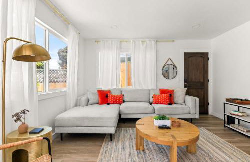 Modern and Cozy in PB with Patio and Firepit - Foto 10