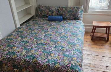 City centre Flat - sleep upto 4 - Foto 3