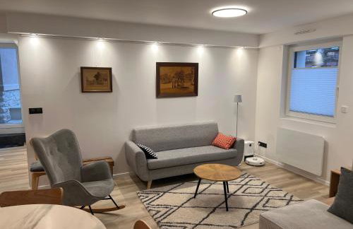 Petite maison climatisée avec garage attenant - Foto 1