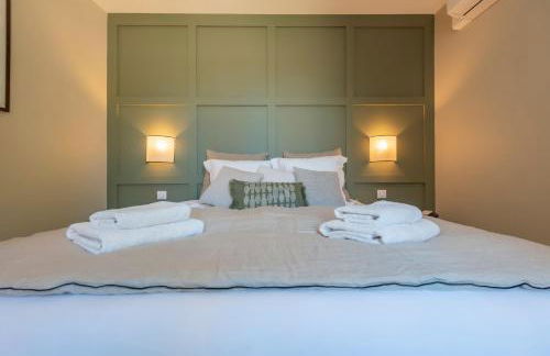 Le Cosy Chic . Proche gare . Centre-ville Mâcon . Neuf . Climatisation . Design . Wifi . - Foto 18