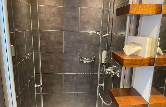 WHLIVING - Apartments & Studios - Photo 9