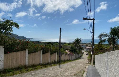 Casa espaçosa na praia do santinho sc - Foto 19