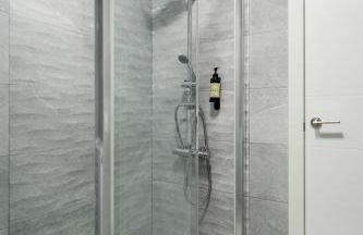 Charming Lucero - Foto 9