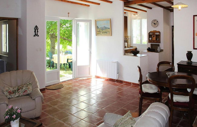 Holiday Home in Revest With Garden - Foto 11