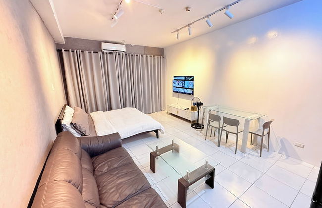 Malate Bayview Mansion - Photo 17