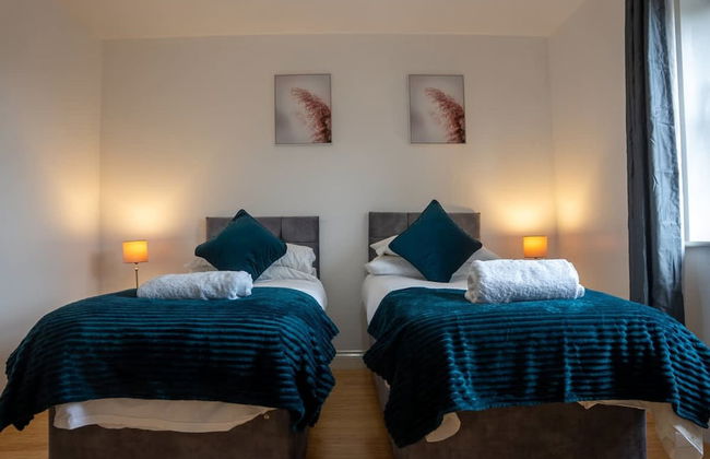 Host Stay Oriel Close - Photo 3