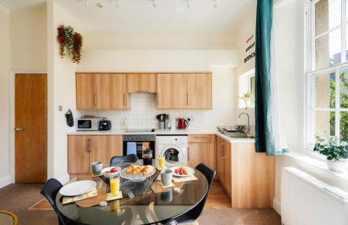 Clifton Nr Centre, Georgian Period Flat, Permit Parking x1, Garden - Foto 20