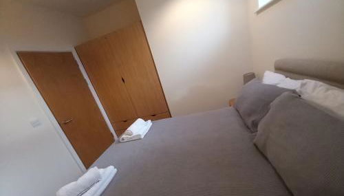 Cosy Spacious 2 bedroom Apartment Free Parking - Foto 3