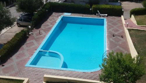 Gerakini 2BR Apt with Shared Pool - Foto 2