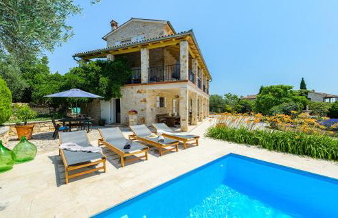 4 Bedroom Cozy Home In Sveti Lovrec - Foto 11