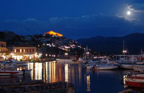 The Schoolmistress With The Golden Eyes, studios & rooms - Photo 17