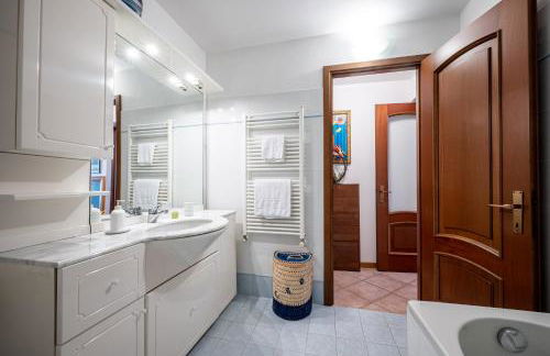 Apartment with bicycle storage in Dongo - Larihome A24 - Foto 5