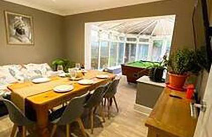 5 bedroom 3 bathroom house - Lyne Chertsey - Foto 7