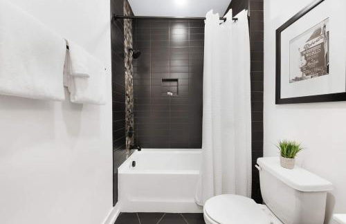 The Jackson House - 1 mile to Broadway! - Foto 61