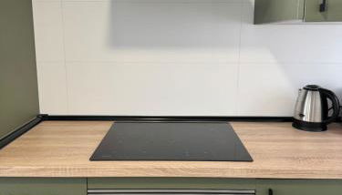 Plaza Victoria Apartments - Photo 3, stove