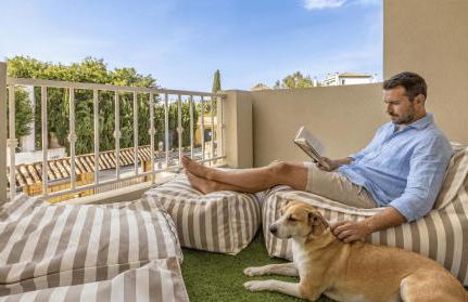 VACATION MARBELLA I Puente Romano Apartment, Brand-New, Exclusive Location in Marbella Golden Mile, Close to Fine Dining, The Beach and The Marina - Photo 39