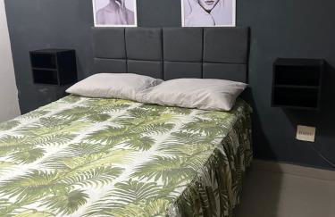 Apartamento Copa Chic- Perto do metrô- centro comercial de Copacabana - Foto 3