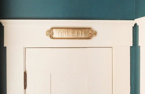 Gorgeous Eccentric Family Home with Cowboy Pool - Foto 77