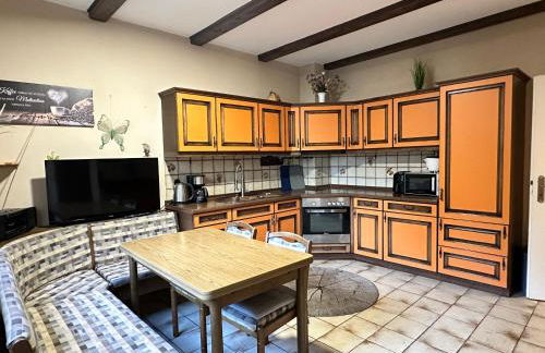 Duisburg FeelHome, Flughafen nah,3-Schlafzimmer, Dusche ebenerdig, Zentral, WiFi, Ground Floor - Foto 12