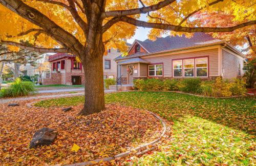 Charming Getaway, Walk to Windsor Lake and Downtown! - Foto 32