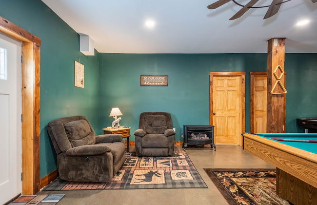 Cottage at Slope's Edge - Photo 17