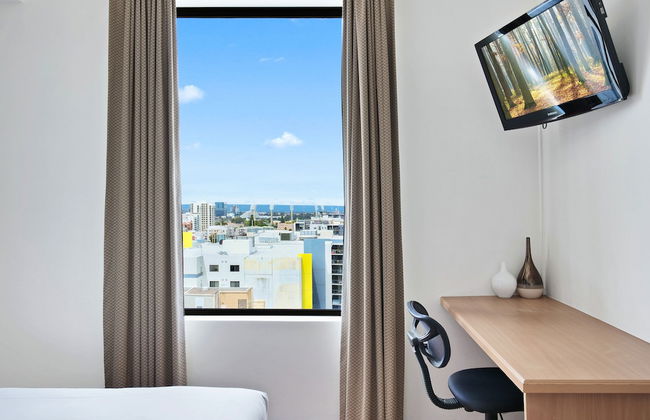 All Suites Perth - Photo 17