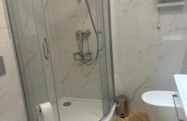 Sosnowy Nadmorski Zakątek blisko plaży z parkingiem - Foto 31