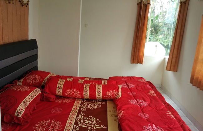 Villa Tamie Bumi Ciherang - Foto 2