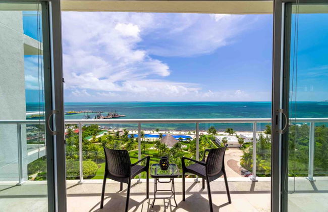 MAREA Beachfront 2 BDR - Stunning Oceanview - Photo 11