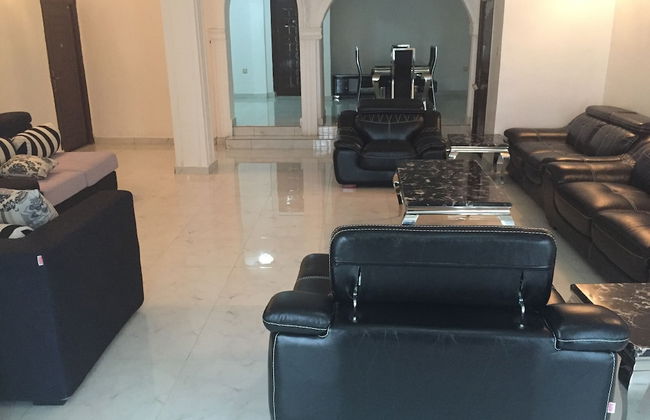 Amadi Villa - Photo 1