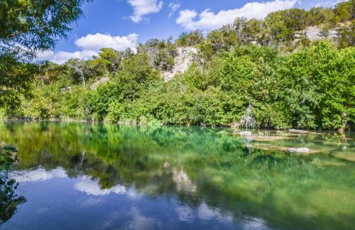 Large Luxury Blanco Riverfront Home with Pool - Foto 35