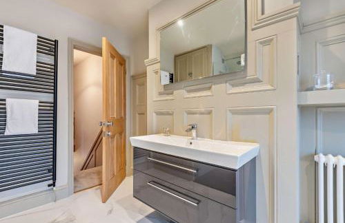 Shrewsbury Townhouse - Free Parking - Photo 21