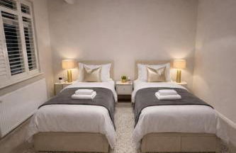 Luxurious 4 bedroom house in Orpington - Photo 2