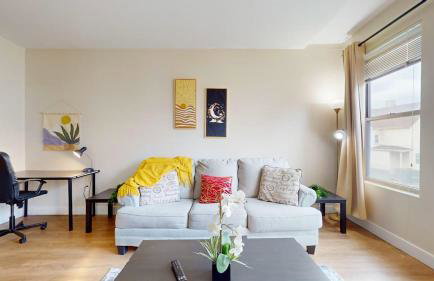 Modern Comforts Free Gym Access - Foto 15