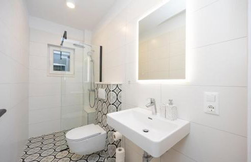 Lovely Home In Ostrvica - Photo 42