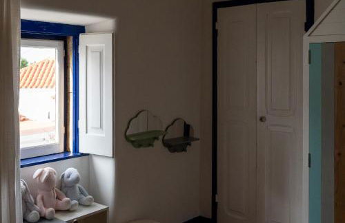 Charmingly Renovated Village House in Sintra, Penedo - Photo 22