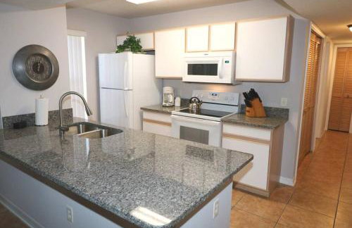LOVE AT FIRST SIGHT! NEW Disney Home, Sleeps 6, Pool, Patio, NO Steps, LOW Rates! - Foto 65