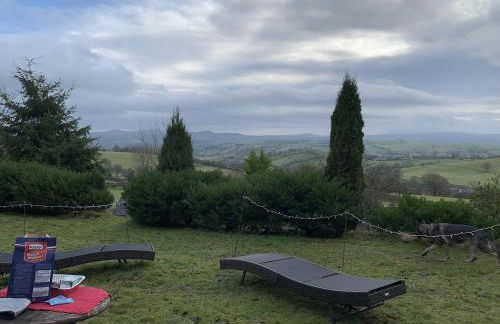 Coach House - Photo 32