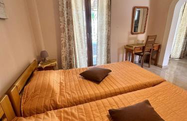 Nikos Holidays Apartment 1 - Photo 8