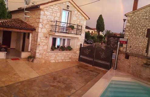 Casa Ladonja - Foto 1