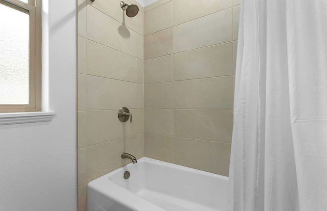 Makaha Villa by Avantstay Mountain + Ocean Views - Foto 20