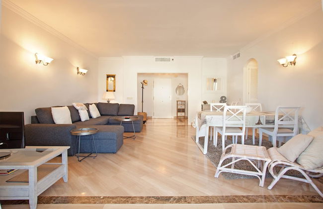 Luxury beach apartment Elviria, Marbella - Photo 5