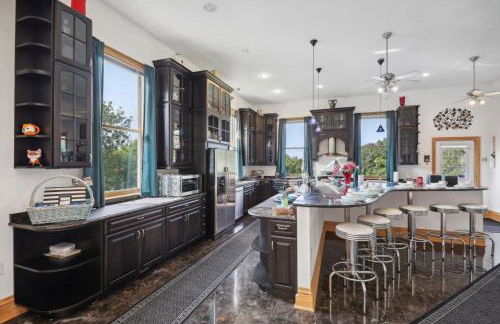 The Starlight Tower Manor, River, Arcades, Observatory, Theater - Foto 36