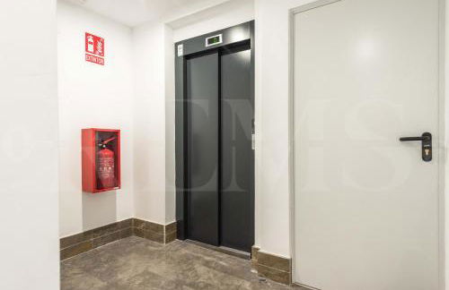 Stylish apartments with balcony & parking near the beach by REMS - Foto 49