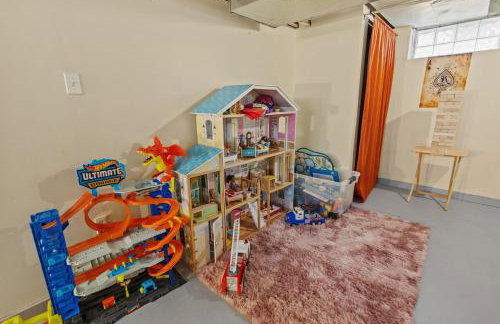 Game House in Royal Oak with Tiki Hut Dog Friendly - Foto 9