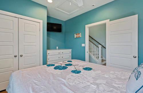 Steps to the Beach | Tiki Bar Fun | Epic Bay Views | Sleeps 8 - Foto 36